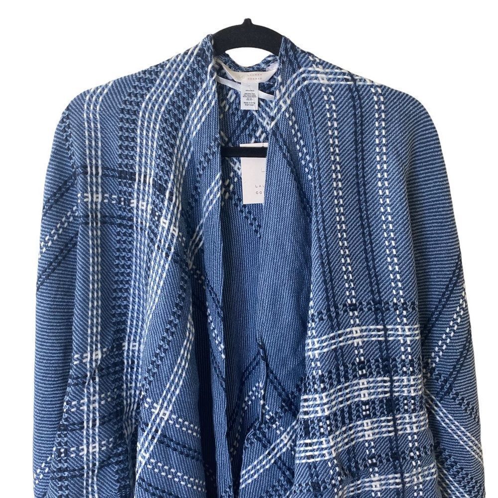 🎉LC Lauren Conrad Blue Plaid Wrap Shawl - Picture 3 of 9
